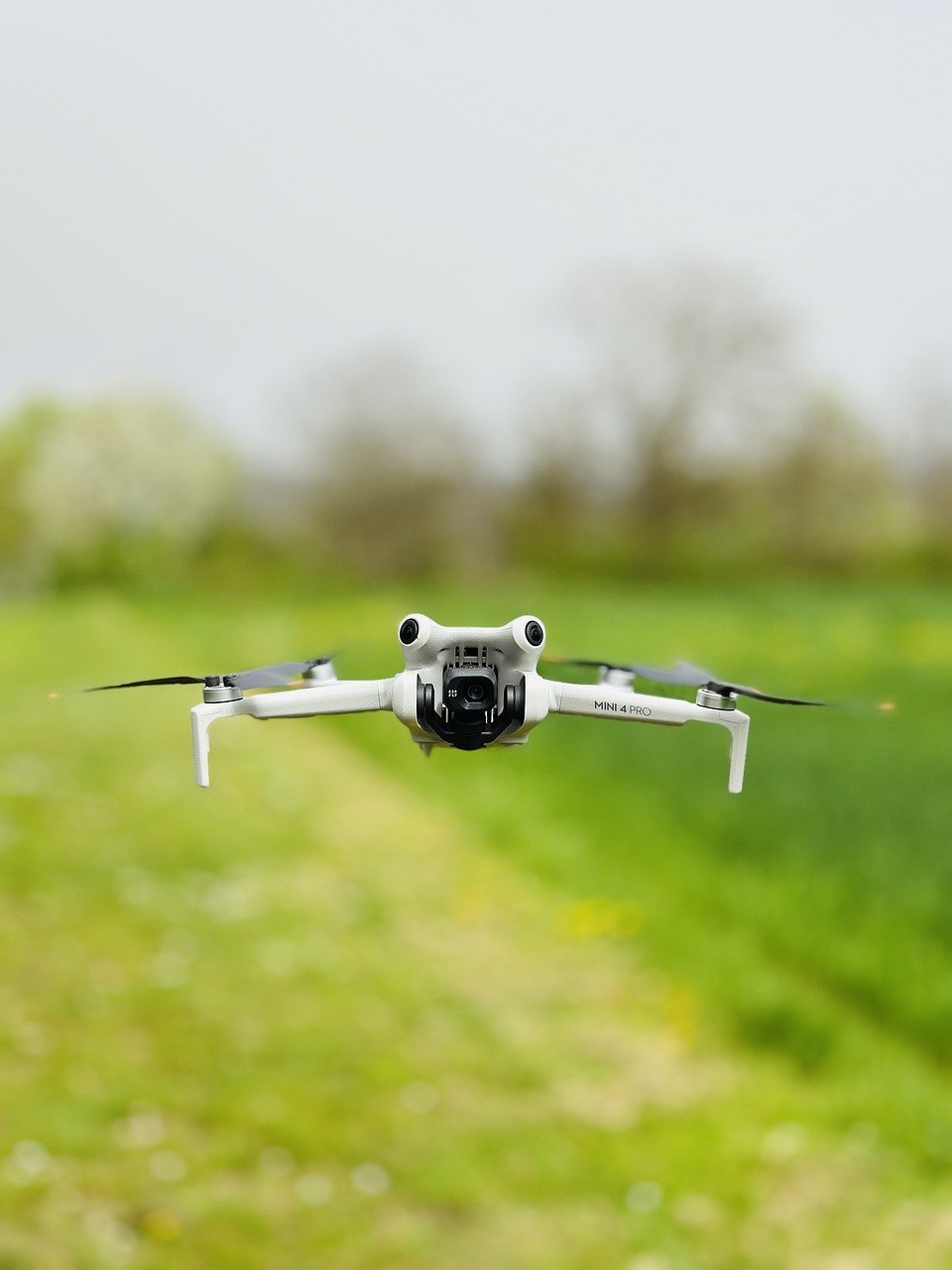 drone-8775749_1280